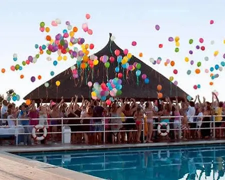Villaggio Degli Olivi ホテル パリヌロ